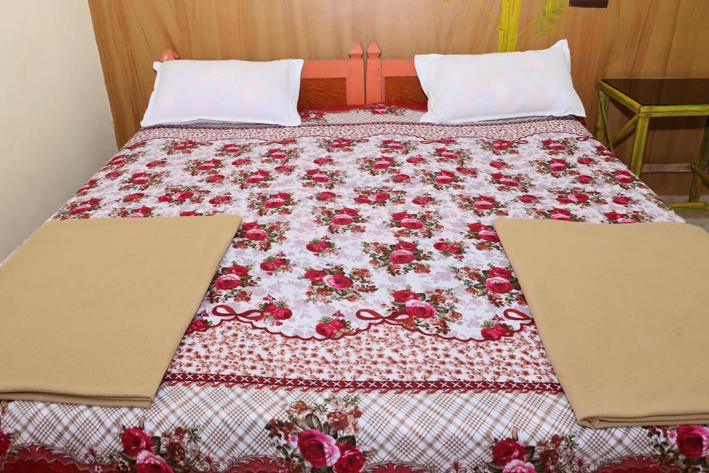 Jungleparadiso Homestay Теккади Экстерьер фото